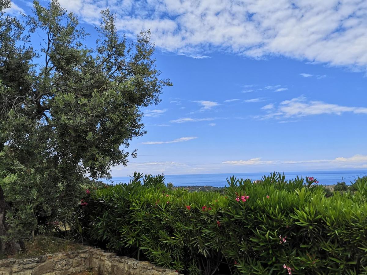 Agriturismo Catena Ciro Dış mekan fotoğraf